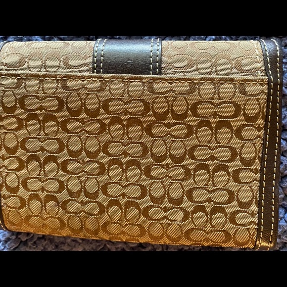 Coach wallet - Picture 2 of 3